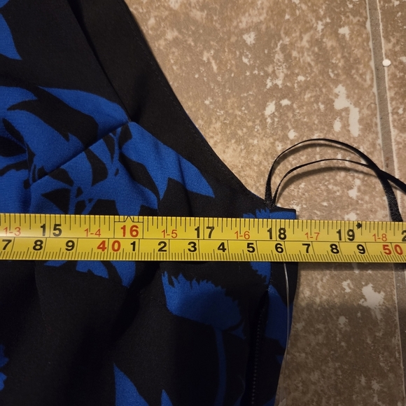 Sam Edelman Floral Blue Tie-Neck Sleeveless Tiered Midi Dress. Size 10 - Picture 10 of 12